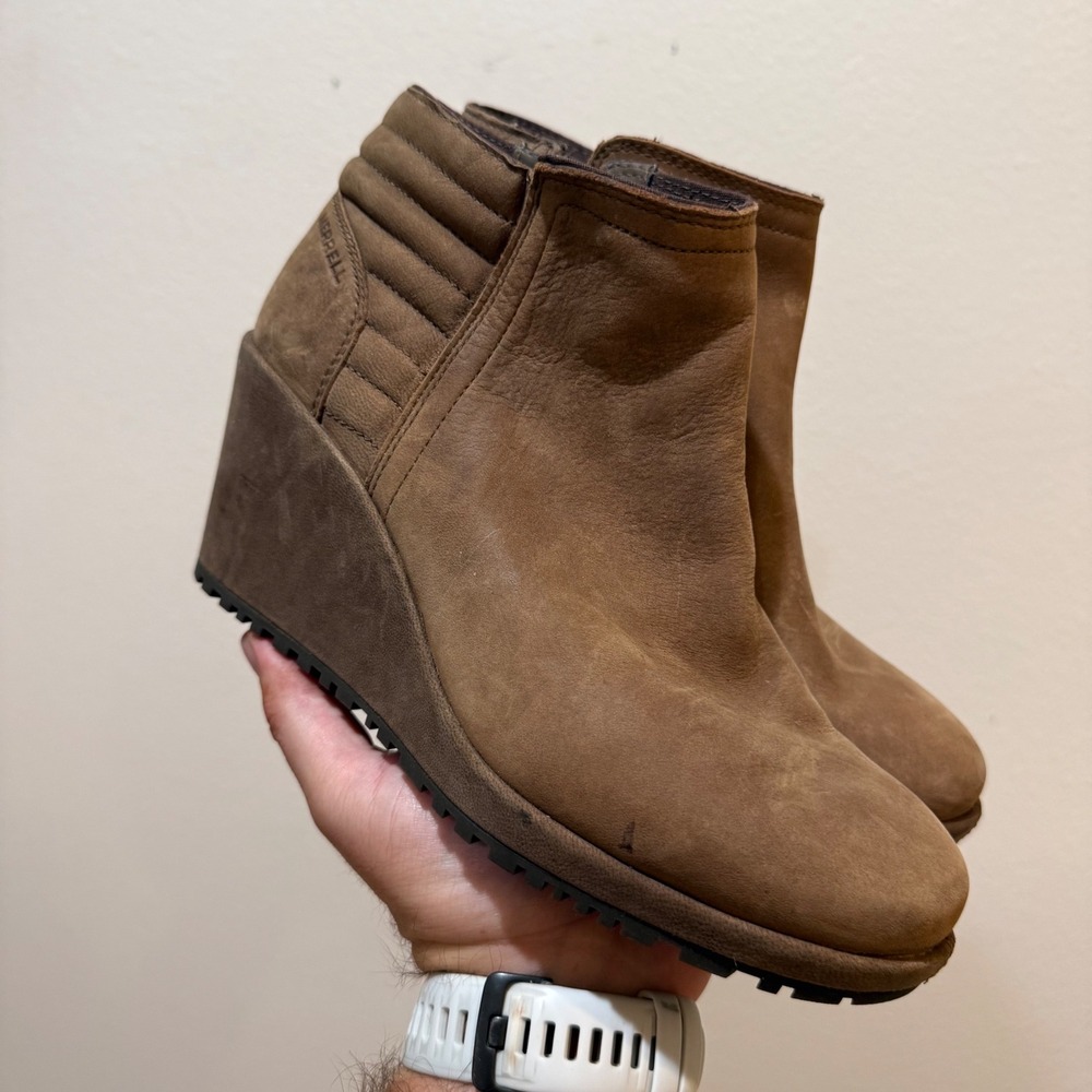 Merrell J000100 Brown Leather Wedge Ankle Boots Side Zip Ribbed Heel 7.5